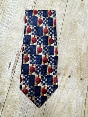Canali Silk Patterned Necktie Made In Italy